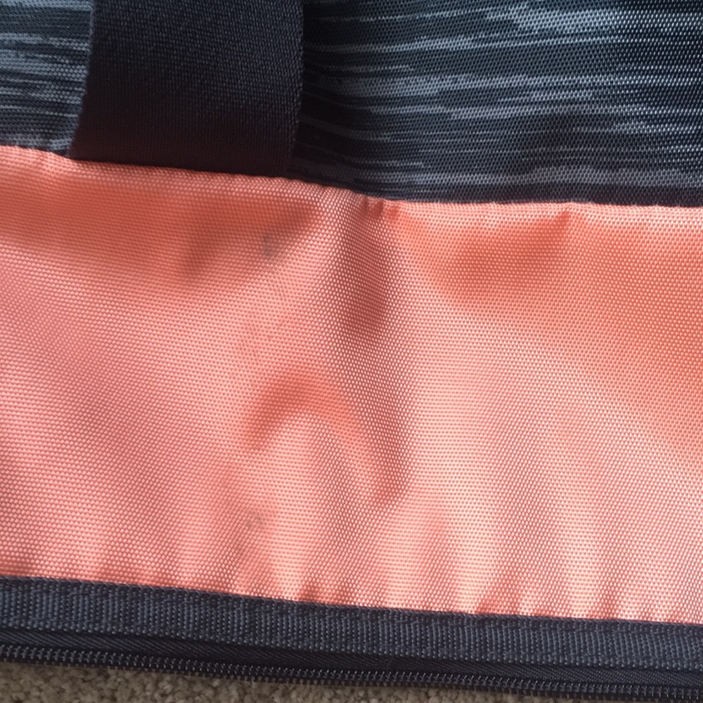 Adidas fearless gym/weekend bag - Picture 7 of 8